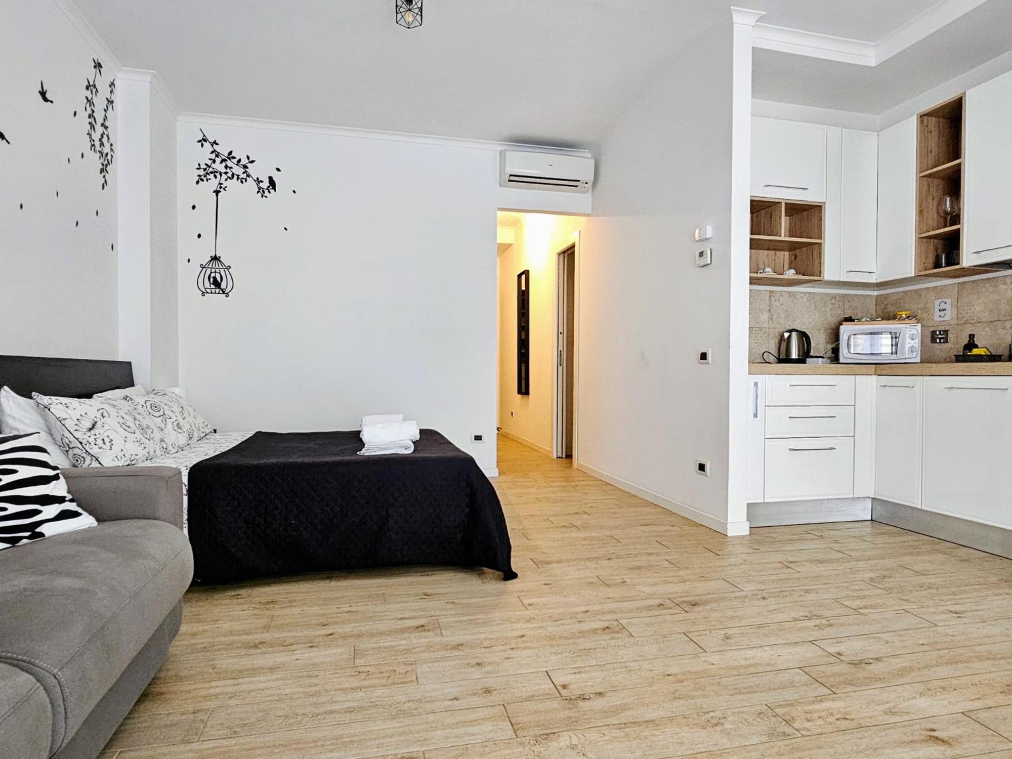 Mareme Guest House Ostia Bagian luar foto